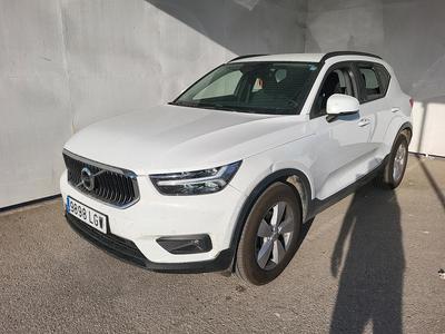 XC40 Basis 2WD 2.0 D3 150CV AT8 E6dT
