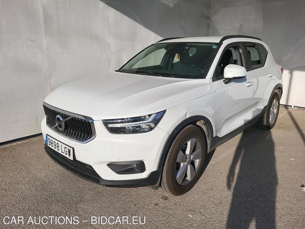 XC40 Basis 2WD 2.0 D3 150CV AT8 E6dT