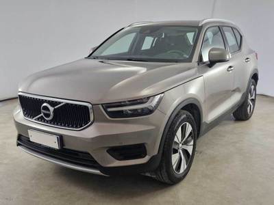 VOLVO XC40 / 2017 / 5P / SUV T2 AUTOMATICO MOMENTUM PRO