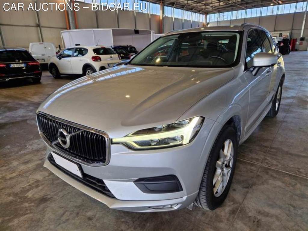 VOLVO XC60 / 2017 / 5P / SUV B4 D AWD GEARTR. MOMENTUM PRO