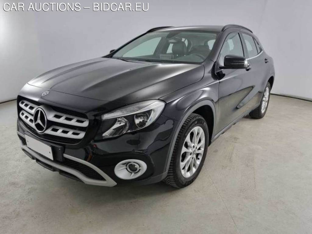 MERCEDES-BENZ GLA / 2017 / 5P / CROSSOVER GLA 200 D AUTOMATIC 4MATIC BUSINESS