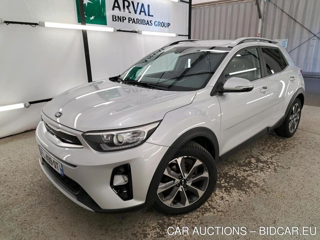 KIA Stonic / 2017 / 5P / SUV 1.0 T-GDI 120 ISG DESIGN BUSINESS