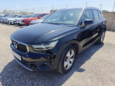 XC40 Momentum AWD 2.0 D4 190CV AT8 E6dT