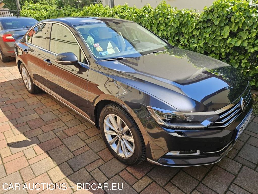 Volkswagen Passat Business BMT 2.0 TDI SCR DSG 4d