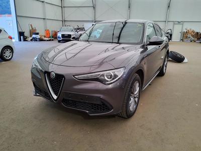 Stelvio Super Q4 2.2 140KW AT8 E6d