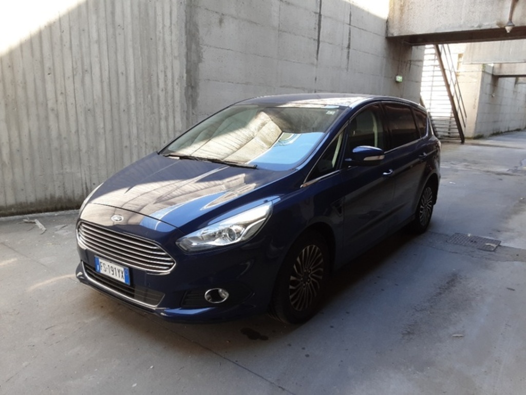 Ford S-MAX 2.0 TDCi 150cv S&amp;S Pshift Tit. Business