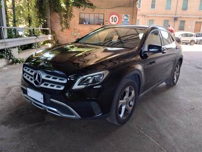 MERCEDES-BENZ GLA / 2017 / 5P / CROSSOVER GLA 200 D AUTOMATIC 4MATIC SPORT