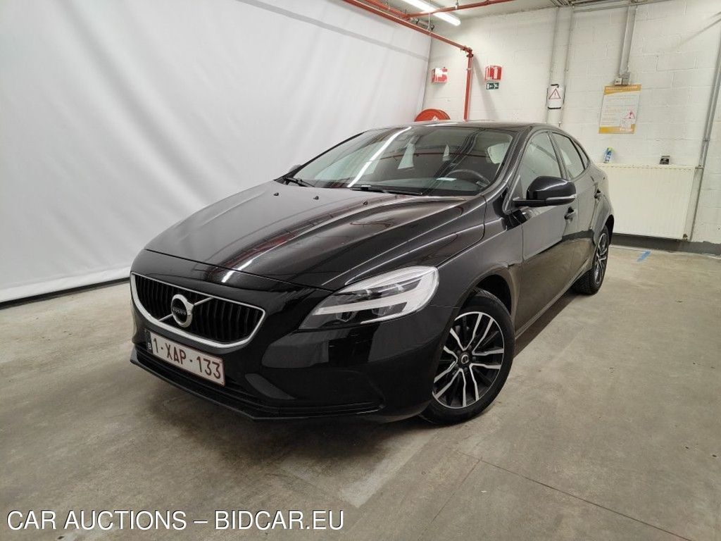 Volvo V40 D2 Black Edition 5d