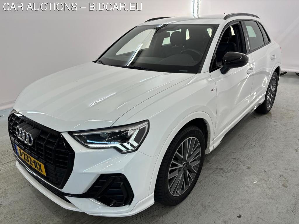 Audi Q3 35 TFSI S tronic S edition 5d