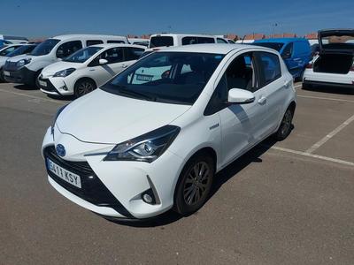 TOYOTA Yaris / 2017 / 5P / berlina con portГіn 1.5 Hybrid Active
