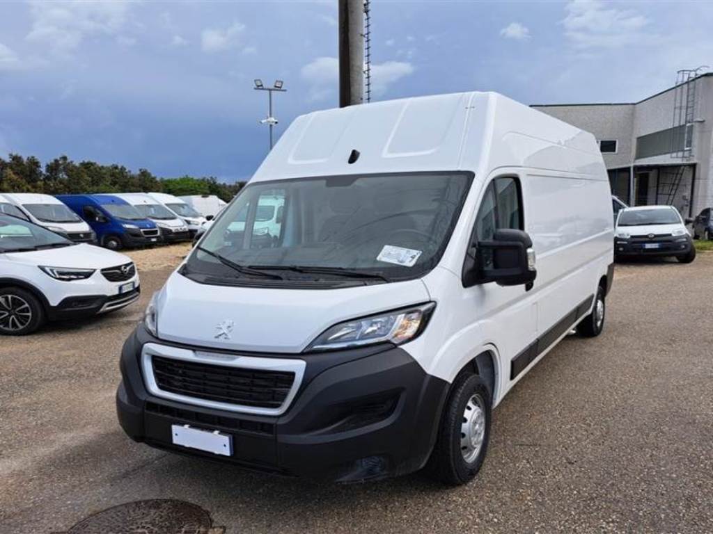 PEUGEOT BOXER / 2014 / 4P / FURGONE 335 L3H3 2.2 BLUEHDI 140CV SeS