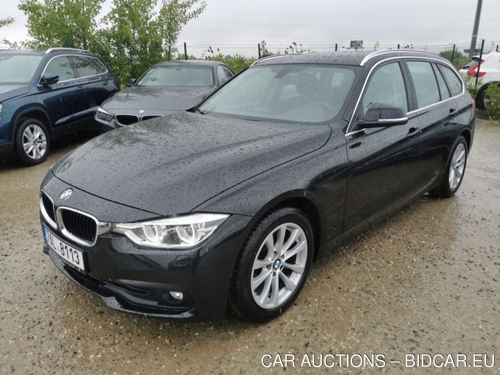 Serie 3 Touring (F31) (2015) 318d Touring ADVANTAGE AT