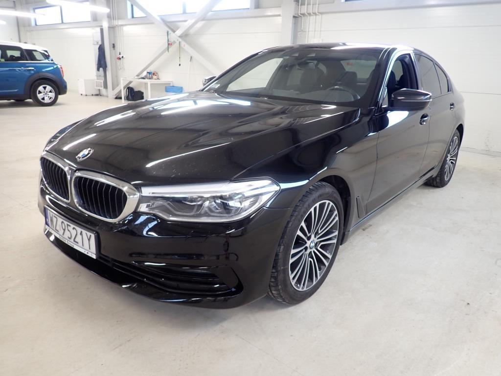 BMW Seria 5 530i xDrive 4d