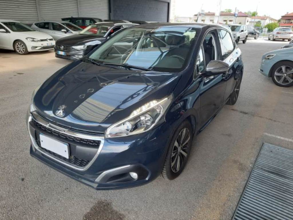 PEUGEOT 208 / 2015 / 5P / BERLINA ALLURE BLUEHDI 75CV