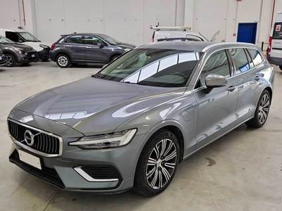 VOLVO V60 / 2019 / 5P / STATION WAGON T6 PLUG-IN AWD AUTOM.RECH.INSCRIPTION