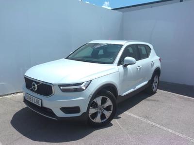 XC40 Momentum 2WD 2.0 D3 150CV MT6 E6dT