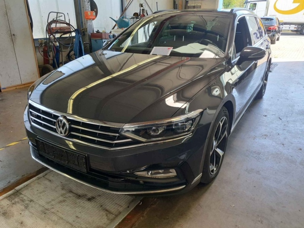 Volkswagen PASSAT 2.0 TDI SCR DSG Business Variant