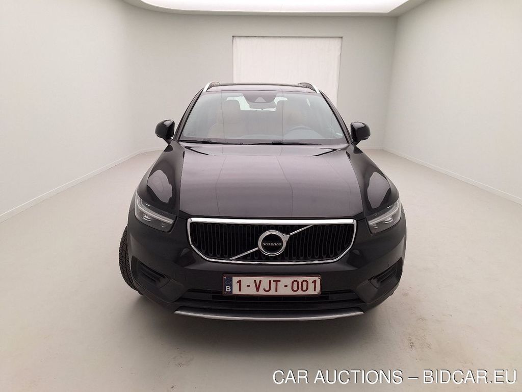 Volvo, XC40 &#039;17, Volvo XC40 D3 Geartronic Momentum 5d