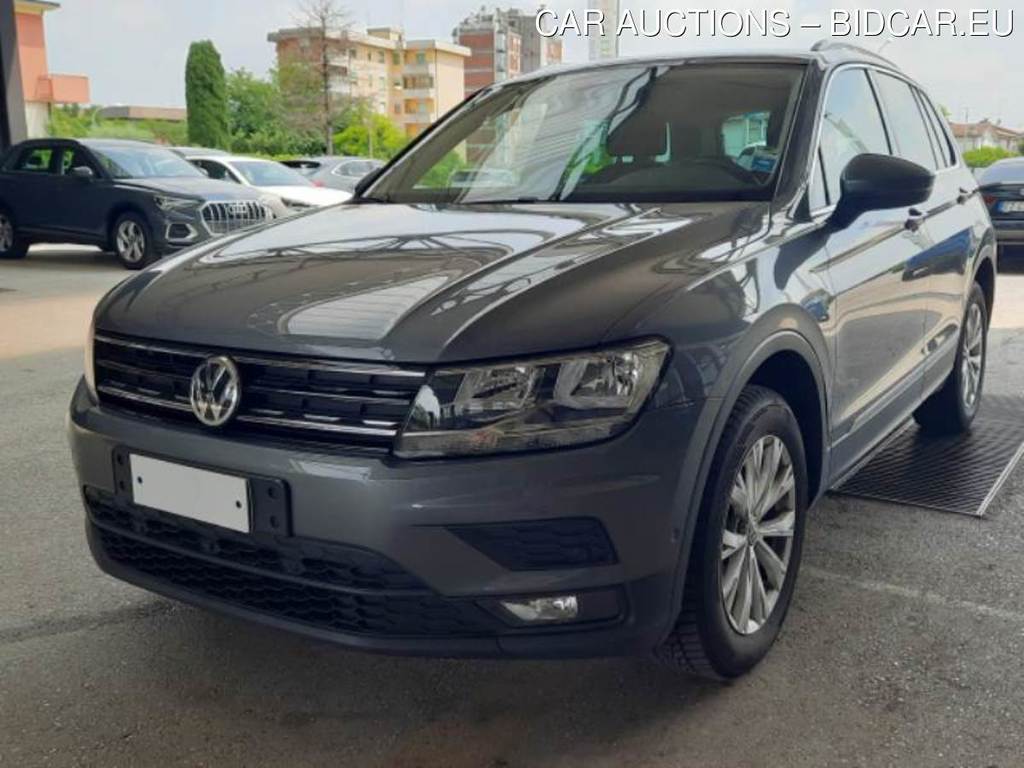 VOLKSWAGEN TIGUAN / 2016 / 5P / SUV 2.0 TDI SCR 110KW BUSINESS BMT 4MOT DSG