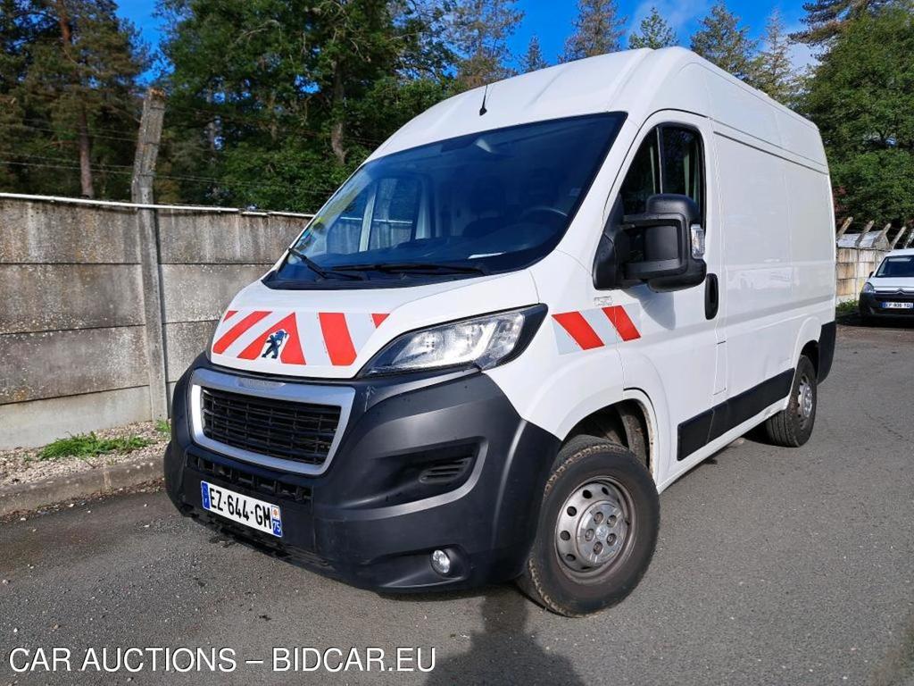 PEUGEOT Boxer VU 4p Fourgon 2.0 BLUEHDI 110 PREMIUM PA 333 L1H2