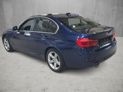 BMW 3 Serie 320d F Executive auto 4d