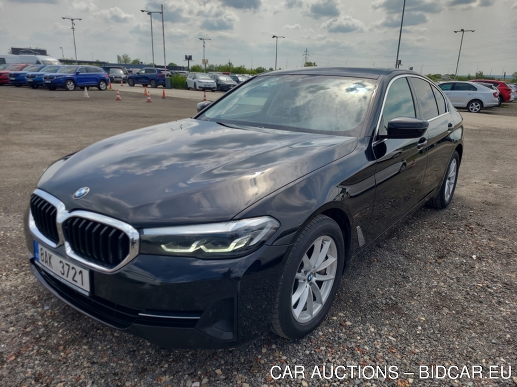 Serie 5 Lim. (G30)  (2016->) 530d xDrive 210kW AT 4d