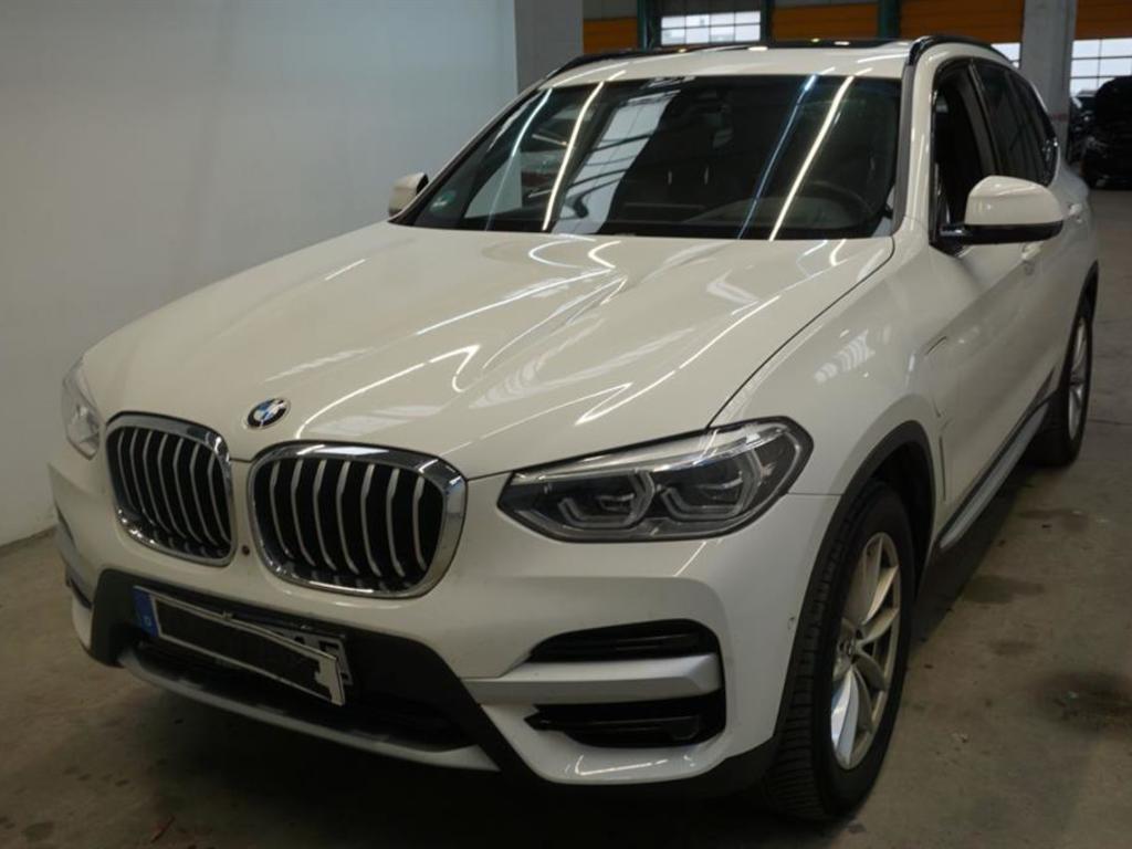 Baureihe X3 xDrive 30 e xLine 2.0 215KW AT8 E6d