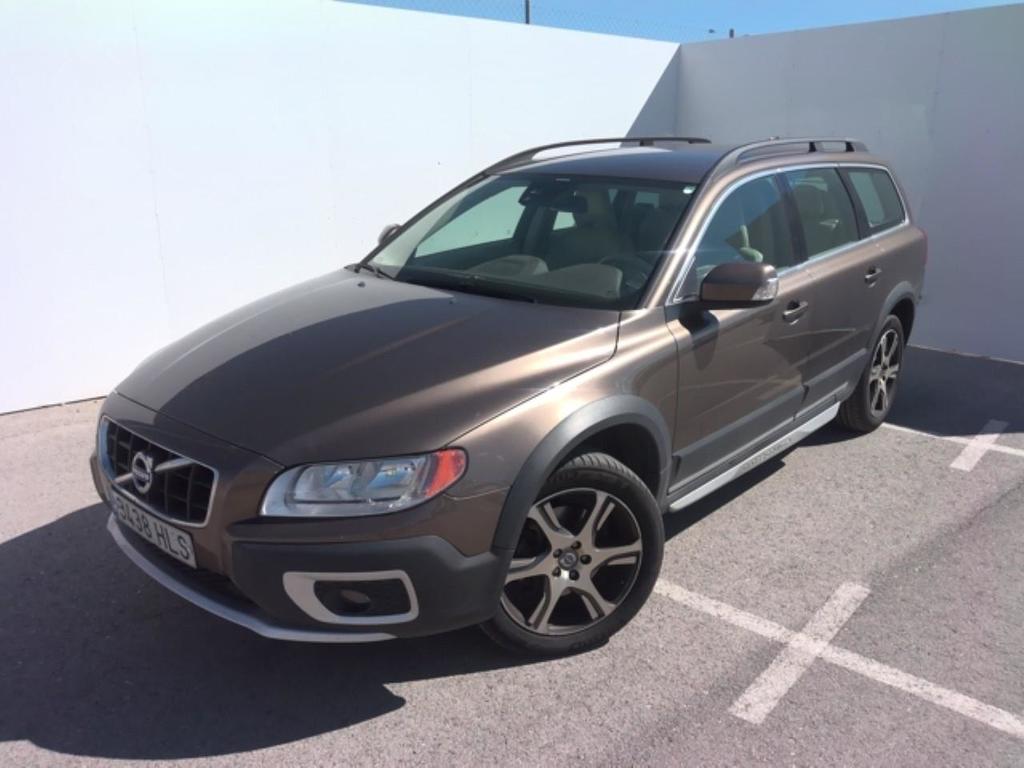 XC70 Momentum 2WD 2.0 D4 165CV MT6 E5