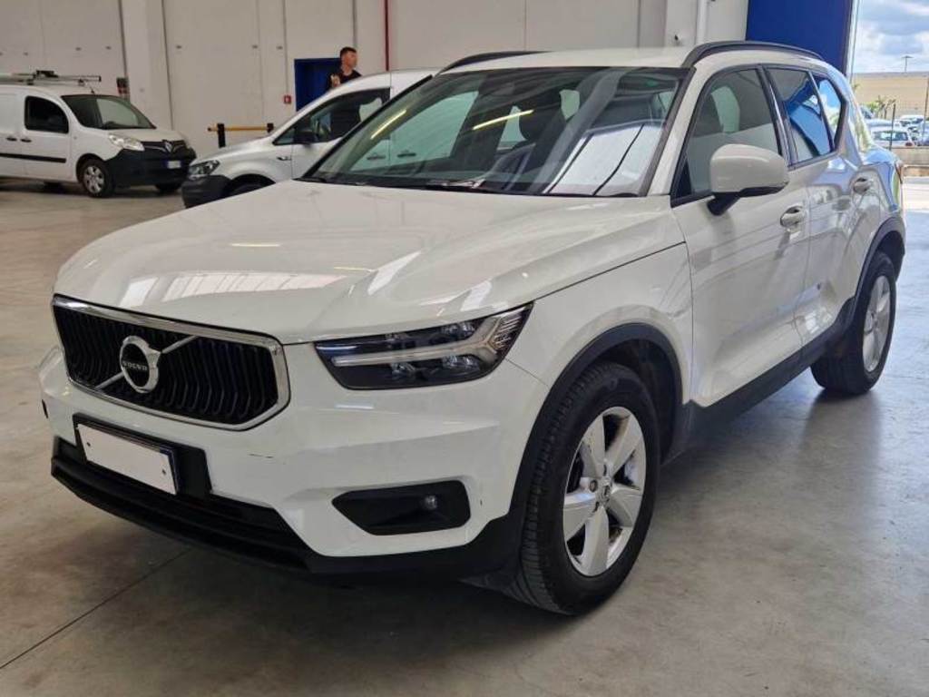 VOLVO XC40 / 2017 / 5P / SUV D3 GEARTRONIC BUSINESS