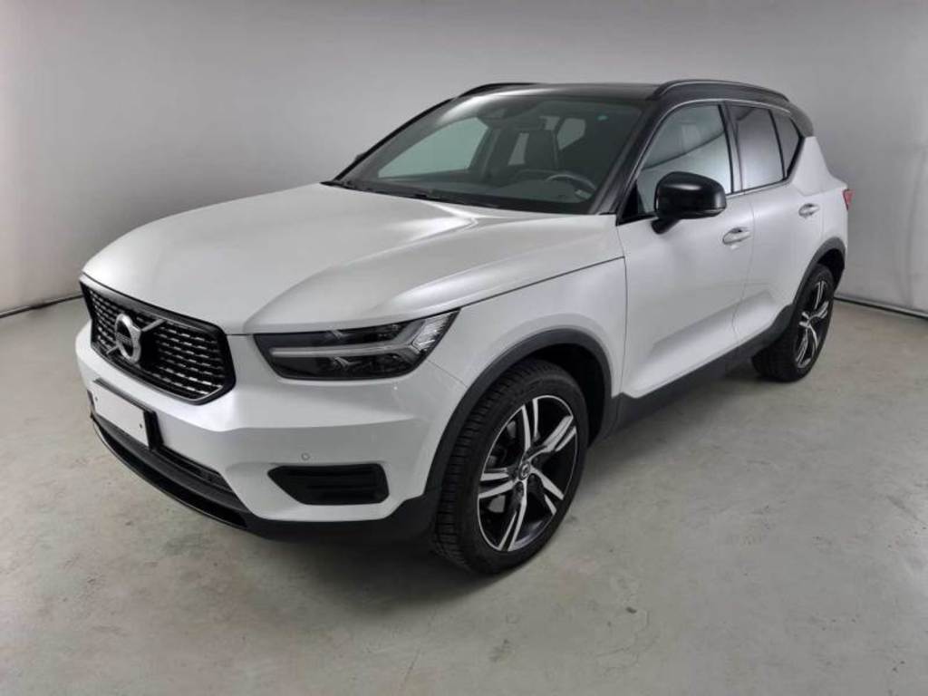 VOLVO XC40 / 2017 / 5P / SUV T4 AWD GEARTRONIC R-DESIGN