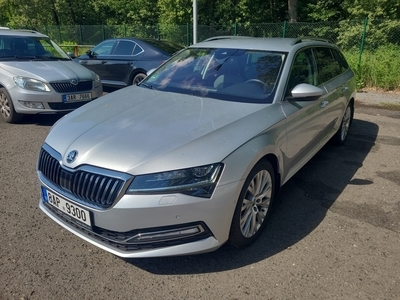 Superb Combi (3V5)(2015) Su.C.2.0TDI 147 4x4 Style Aut