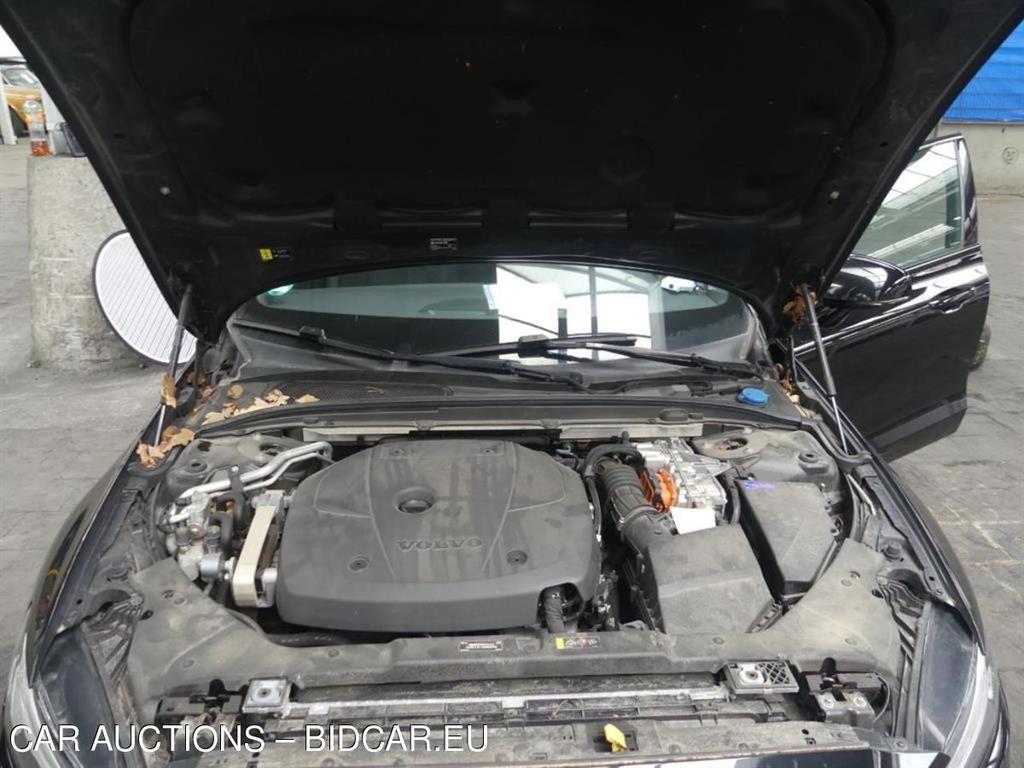 VOLVO V60 T6 AWD Twin Engine Geartronic R-Design 5d 186kW
