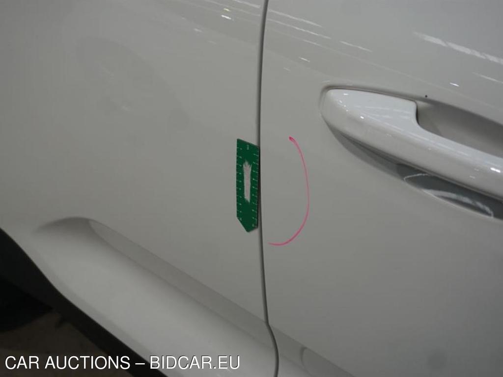 XC40 Momentum AWD 2.0 D4 140KW AT8 E6dT