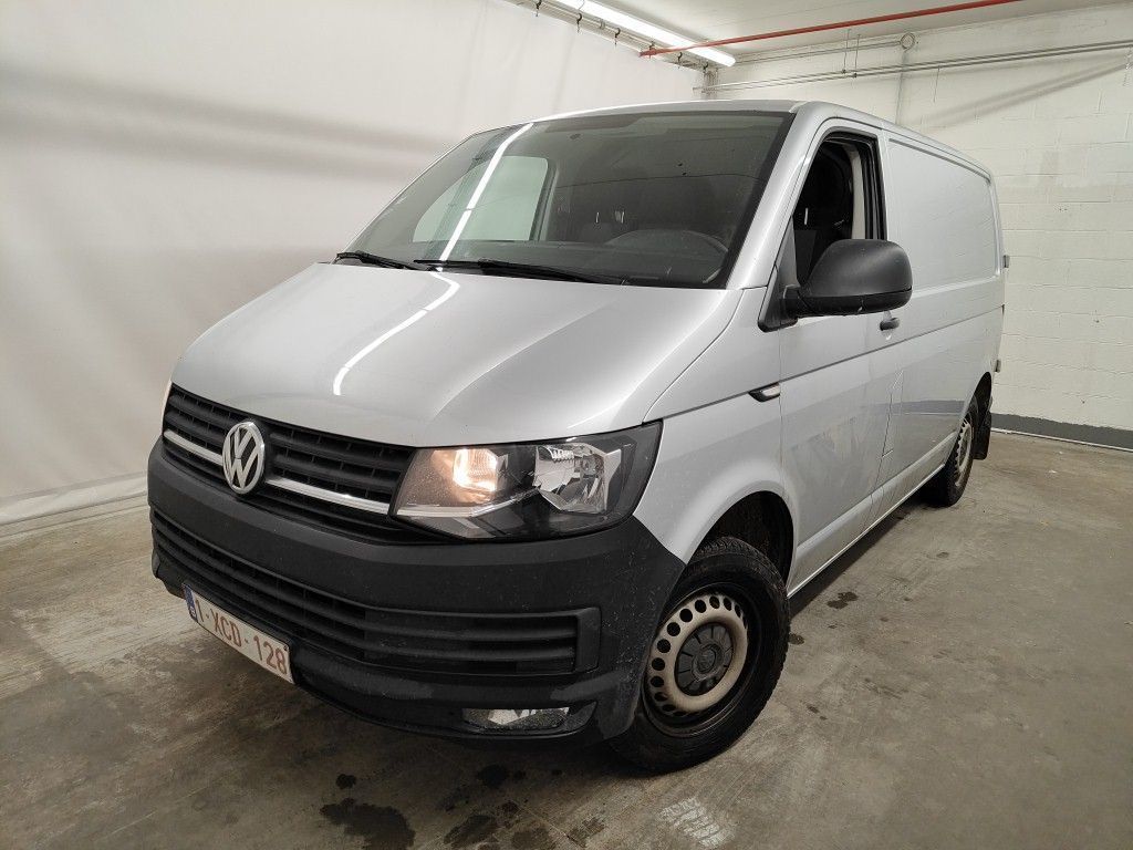 Volkswagen Transporter 2.0 TDi EU6 SCR BMT 75/102 SWB 2.8T 4d