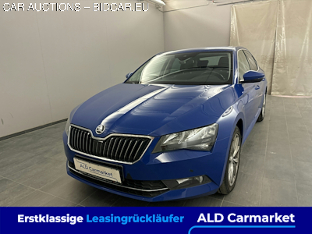 Skoda Superb SKODA Superb 2.0 TDI 4x4 DSG Ambition Limousine, 5-turig, Automatik, 7-Gang