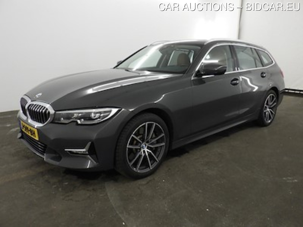 BMW 3 serie touring 330iA xDrive 5d