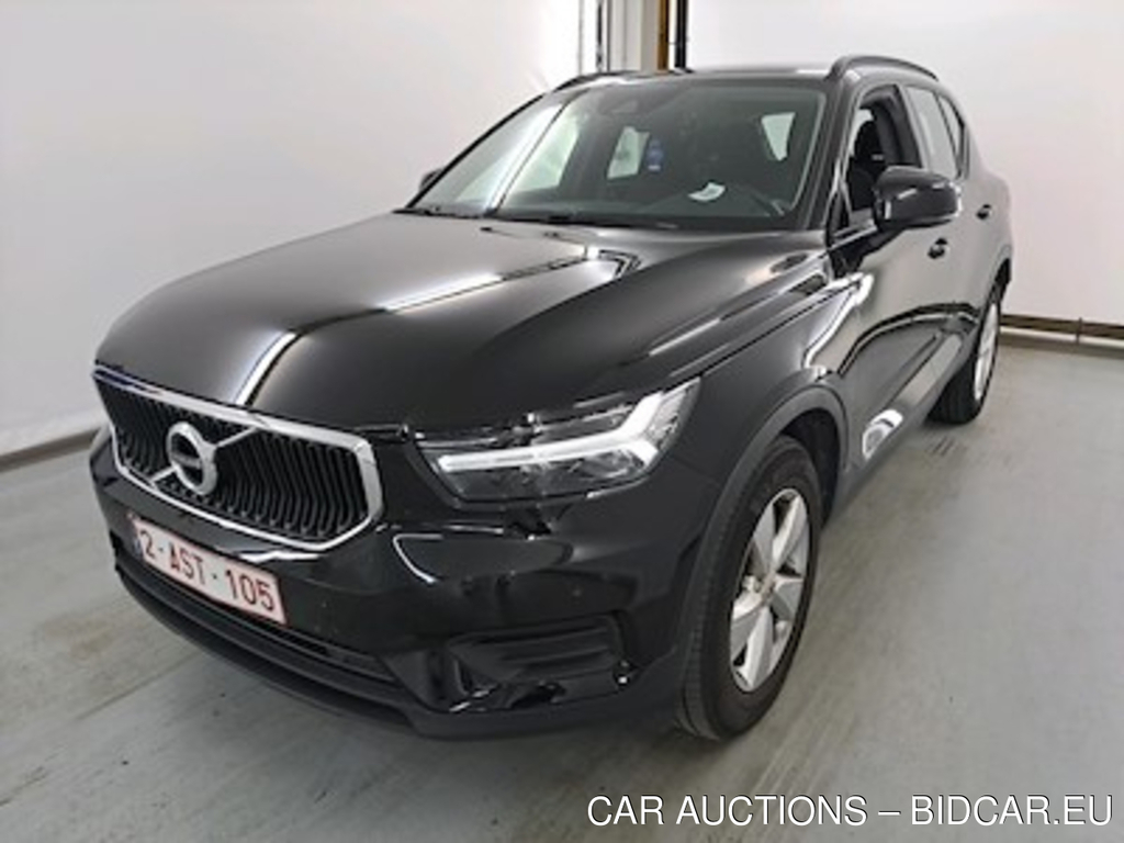 Volvo XC40 1.5 T2 MOMENTUM CORE Sensus Navigation