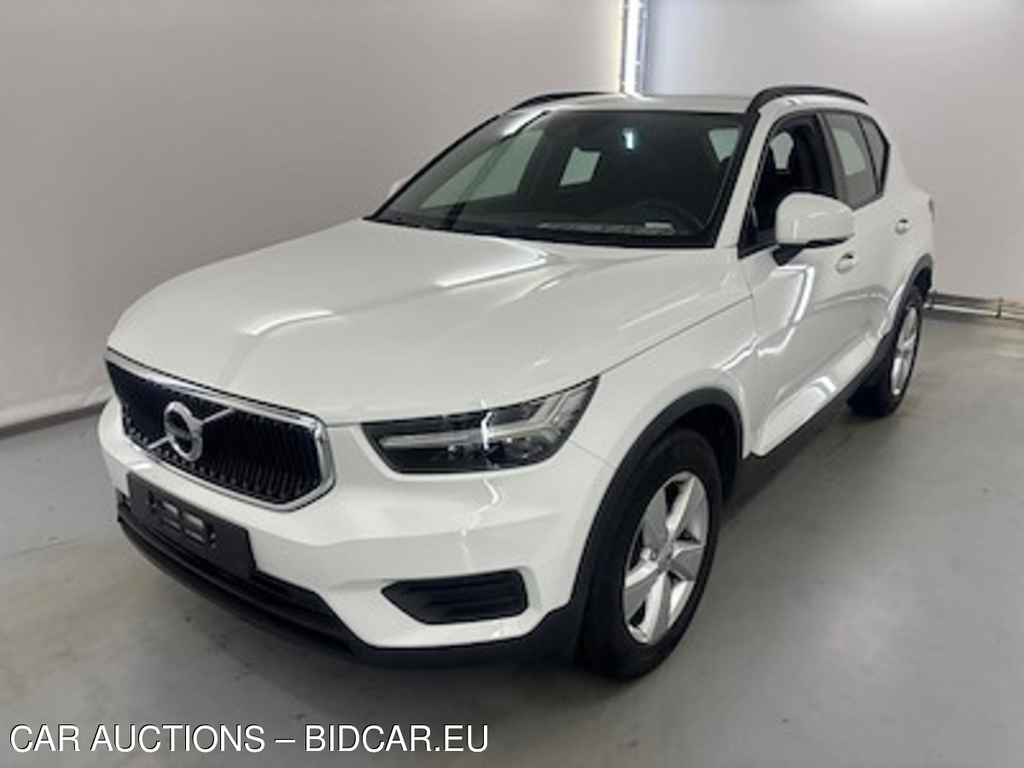 Volvo XC40 1.5 T2 MOMENTUM CORE