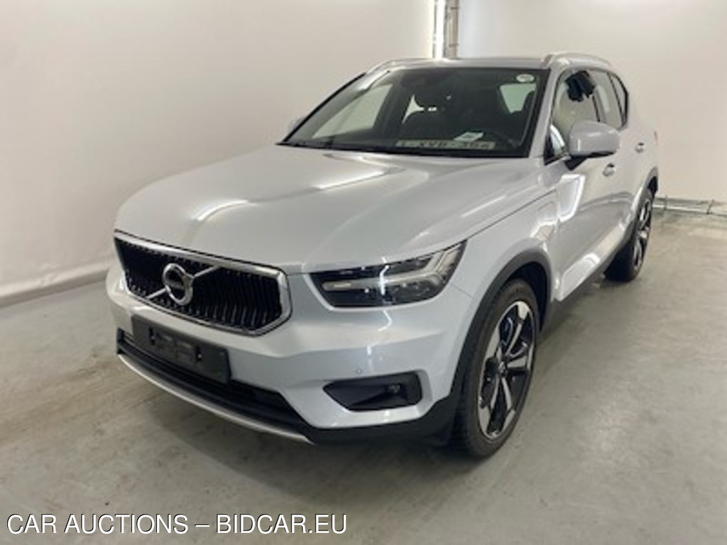 Volvo XC40 1.5 T5 TE PHEV Momentum Pro DCT Assist Light