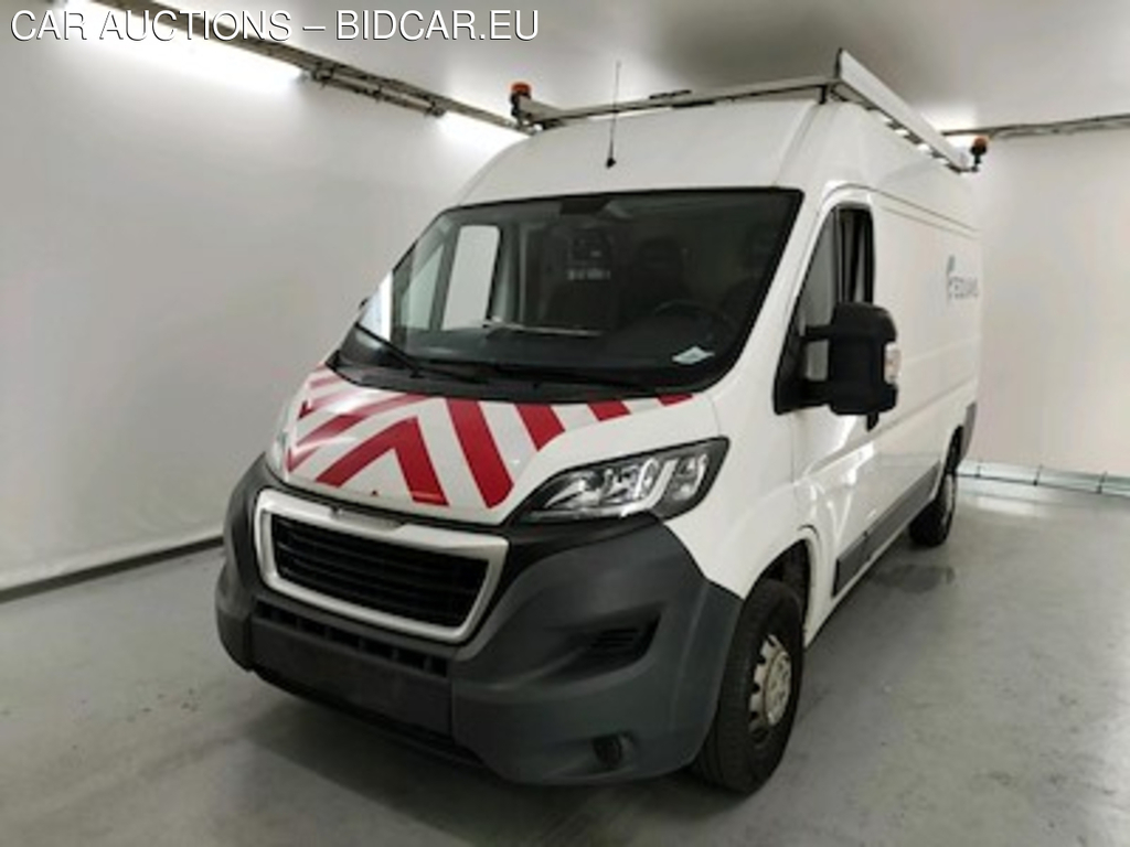 Peugeot Boxer 335 fourgon mwb HR dsl 2.0 BlueHDi L2H2 Premium S&amp;S