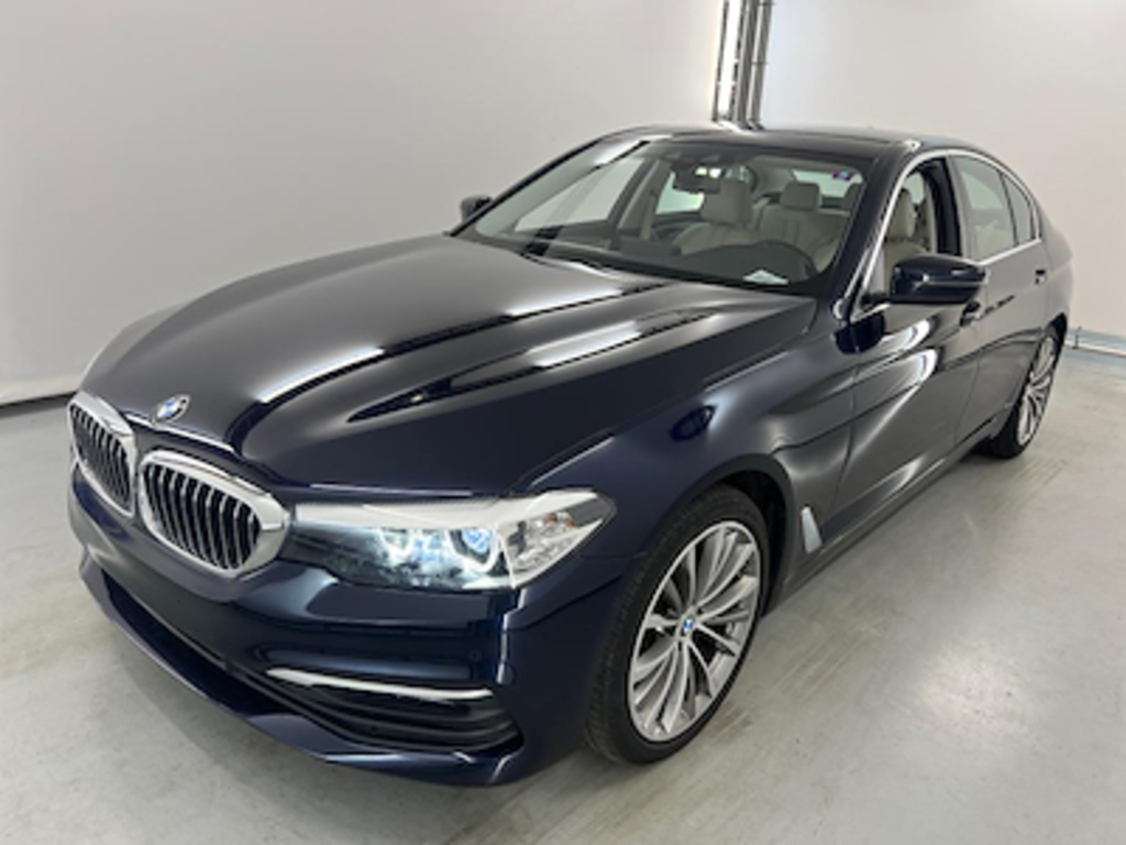 BMW 5 - 2017 530iAS OPF ACO Business Edition Driving Assistant