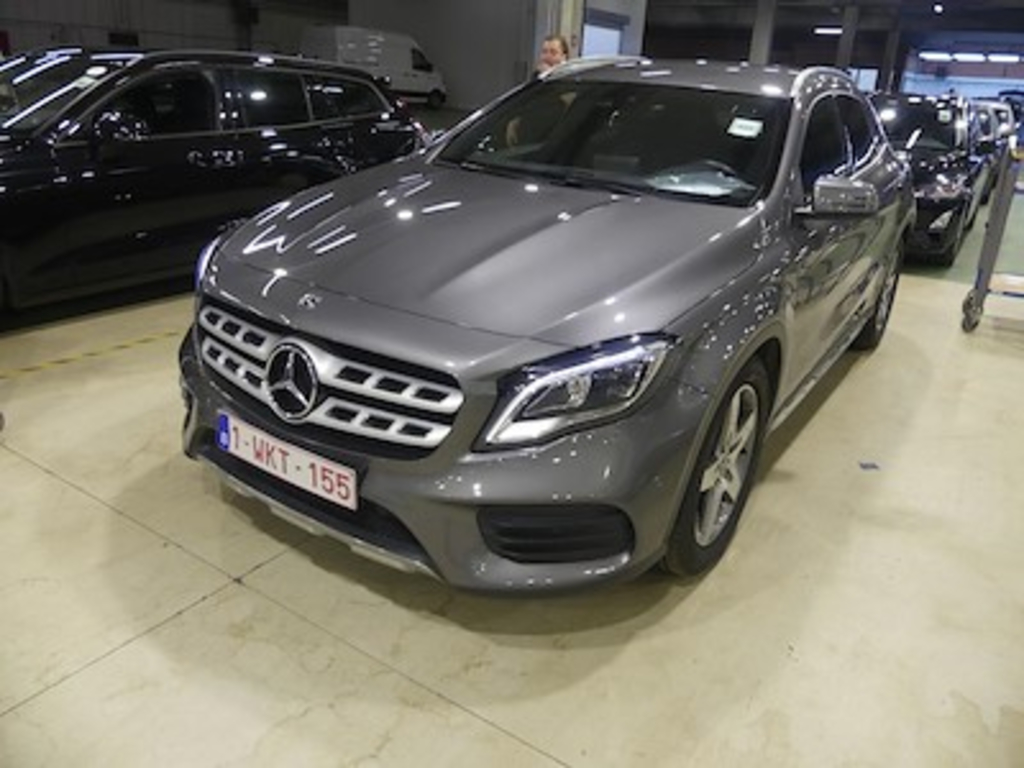 Mercedes-Benz GLA GLA 180 BUSINESS SOLUTION AMG