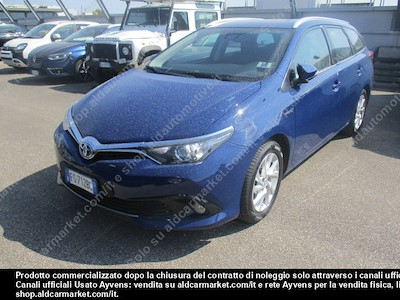 Toyota auris touring sports hybrid business -