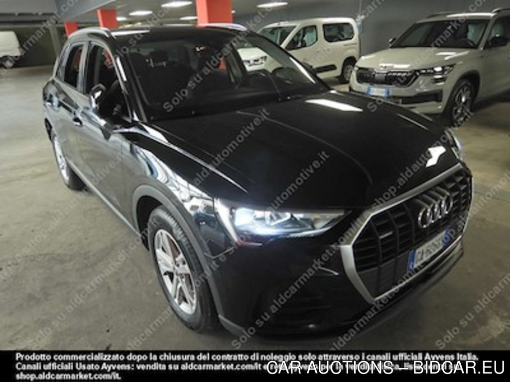 Audi Q3 35 tdi quattro business -