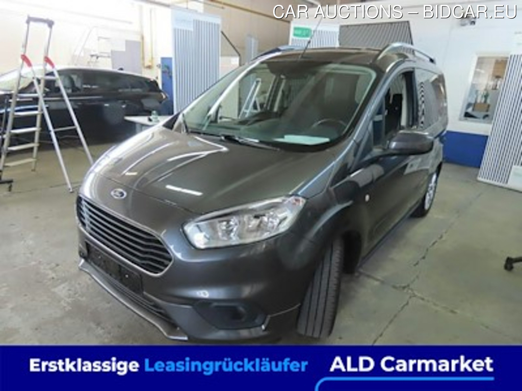 Ford Tourneo courier 1.5 TDCi Titanium