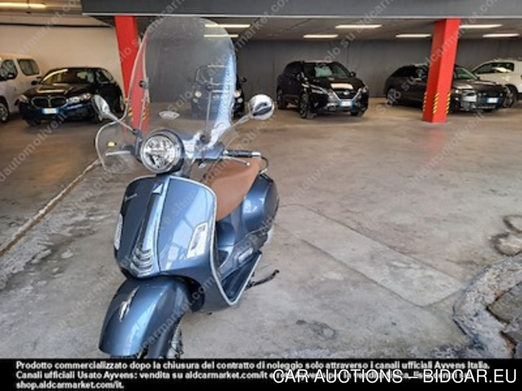 Piaggio vespa gts 300 hpe abs -