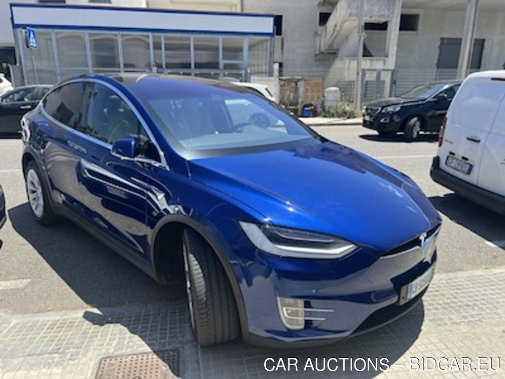 Tesla model X -