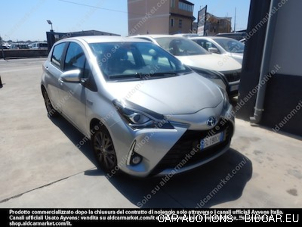 Toyota yaris 1.5 hybrid active hatchback -