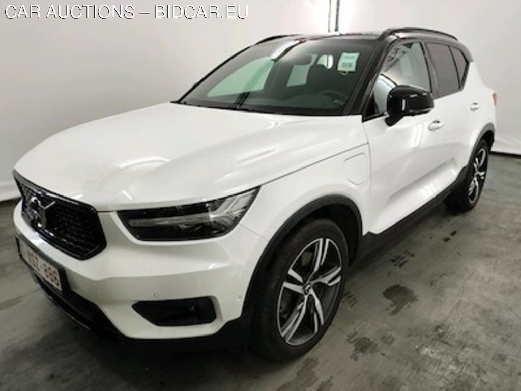 Volvo XC40 1.5 T5 TE PHEV R-Design DCT Intelliesafe Pro Versaility Park Assist Xenium Winter