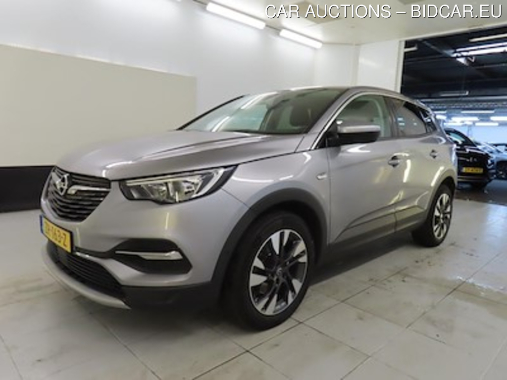 Opel Grandland X 1.2 Turbo S;S 96kW Bus. Executive Auto 5d